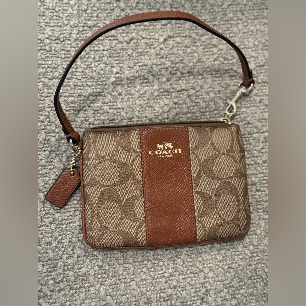 Coach Brown Signature CC Coated Canvas Wristlet With Gold Hardware VGUC